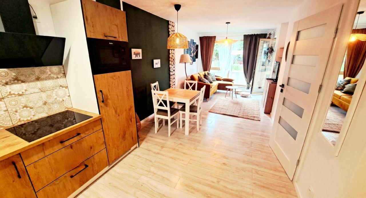 Apartamenty Nad Zlotym Potokiem ชกลาร์สกา ปอเรมบา ภายนอก รูปภาพ