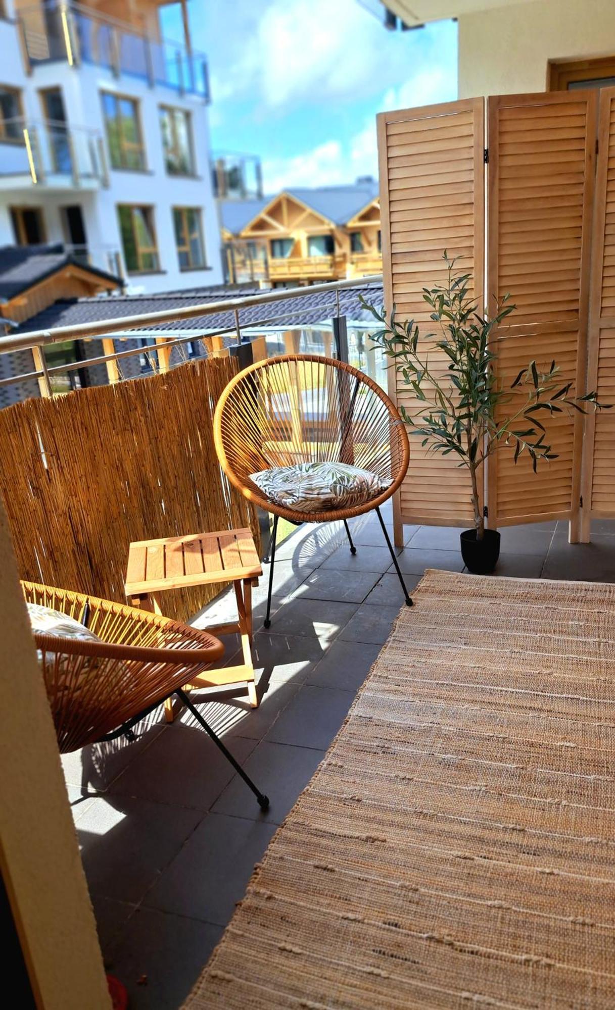 Apartamenty Nad Zlotym Potokiem ชกลาร์สกา ปอเรมบา ภายนอก รูปภาพ